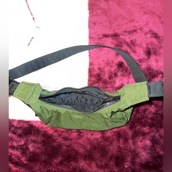 RARE BAGGU MINI CRESCENT BAY LAUREL - Picture 5 of 5